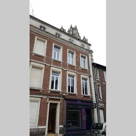 F1 Au Pied De La Cathedrale Apartment Beauvais Luaran gambar